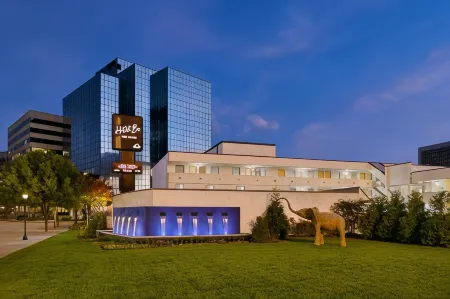 Hotel Bo, a Days Inn by Wyndham Chattanooga Downtown Отели рядом с достопримечательностью «Водопады Раби»