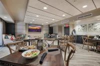 Bayfront Inn 5th Avenue - petit déjeuner