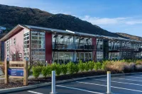 Marina Apartments - Element Escapes