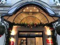 The Originals Boutique Hôtel le Londres Saumur Hotels in Saumur