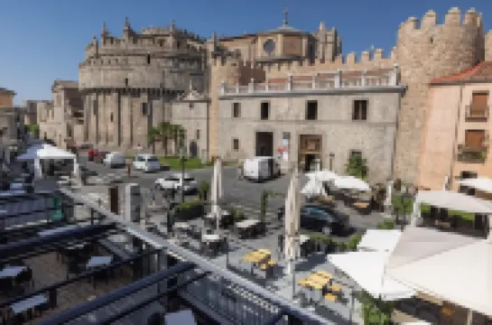 Hostal Restaurante Puerta del Alcázar