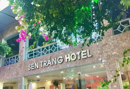 센 짱 호텔 근처 시내 거리