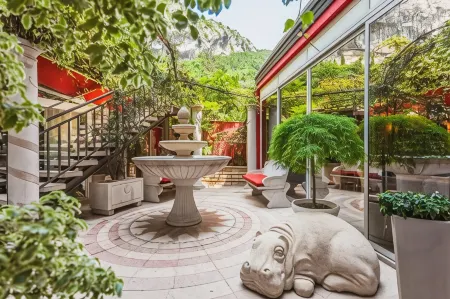 Hotel Continental - TonelliHotels