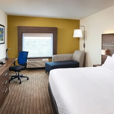 Holiday Inn Express SARNIA - POINT EDWARD by IHG