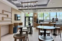 Wyndham Garden Tampa Fairgrounds/Casino Hotels in der Nähe von Rock Spa & Salon (in Seminole Hard Rock Tampa)