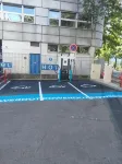 Brit Hotel Confort Rouen Centre - Parkplatz