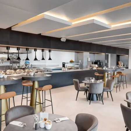 Hilton Garden Inn Silverstone Отели рядом с достопримечательностью «Силверстон Серкут»