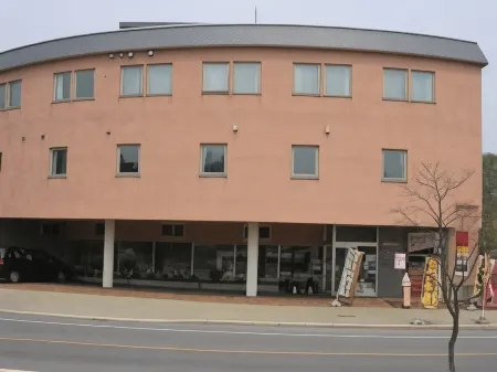 Station Hotel Asahiya Отели рядом со станцией JR Nagareyama Onsen station