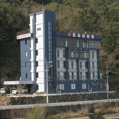 리베라 인 西郷隆盛愛犬ツンの銅像 주변 호텔