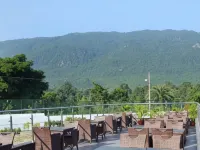 Hotel Golden Leaf Resort