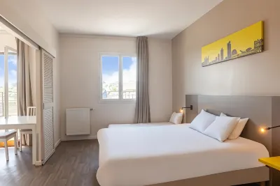 Westlodge Dardilly Lyon Nord Hotel dekat Techlid