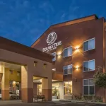 DoubleTree by Hilton Olympia Hotels near Bayview School of Cooking