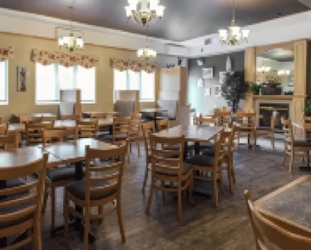 Quality Inn Mont-Laurier Hotels in Antoine-Labelle Regional County Municipality