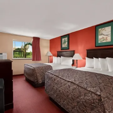 Days Inn by Wyndham Orange Park/Jacksonville