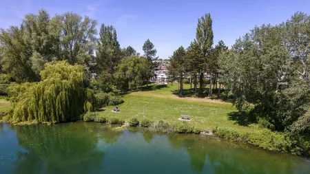 Hôtel du Lac Отели в г. Армбу-Капель