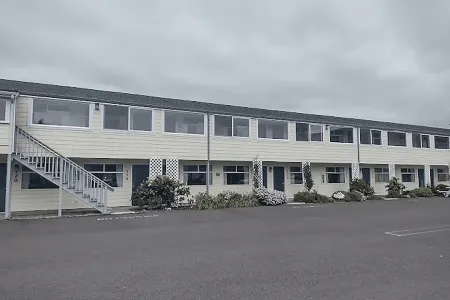 Super 8 by Wyndham Florence or Отели рядом с достопримечательностью «Санд Мастер Парк - Сандбординг»