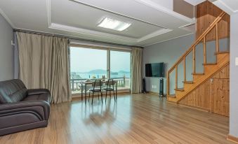 Yeosu Provence Pension