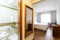 호텔 칼튼 플라자 포수스지카우다스 호텔