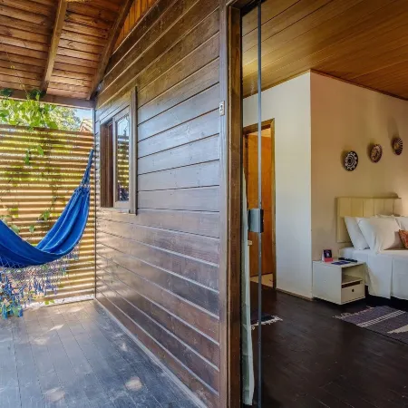 Elegant and Complete Chalets in Imbituba - REL