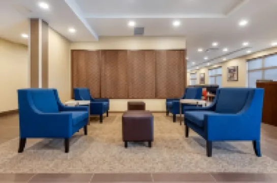 Comfort Inn & Suites