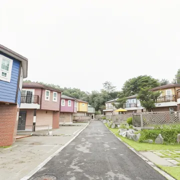 Ganghwa Ariel Pension Отели рядом с достопримечательностью «Горная крепость Канхва»