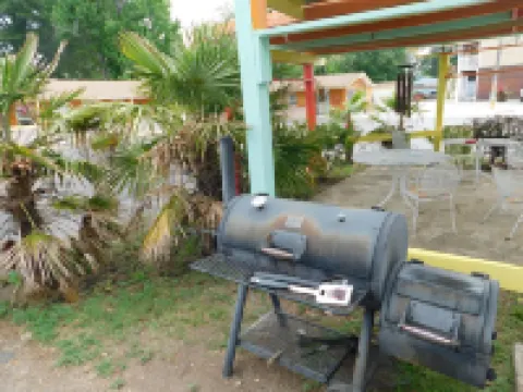 Little Shamrock Motel A1