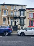 Windsor House Hotel - Bed and Breakfasts