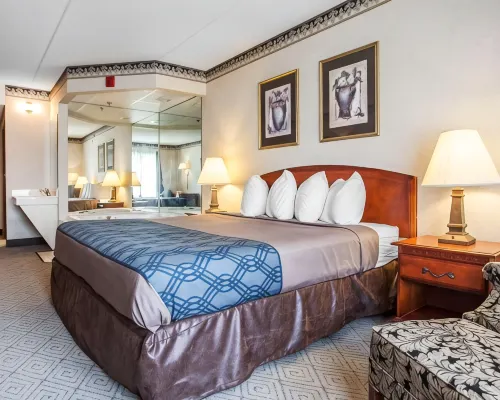 Rodeway Inn & Suites Milwaukee Airport