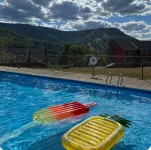 Family friendly townhouse minutes from Hunter Mountain!