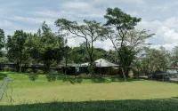 Villa Bukit Pinus -  Casas de vacaciones