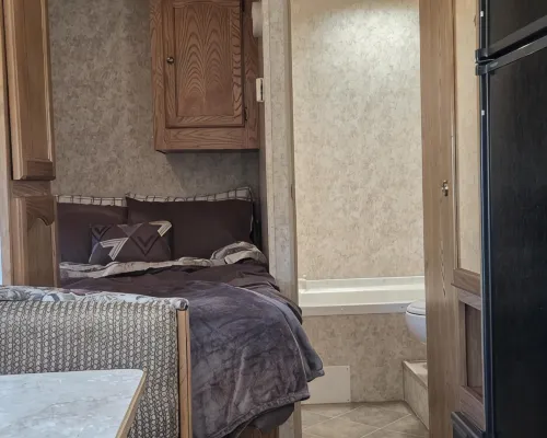 Cozy RV in the Middle of Forks 3 blocks from main Street Hotels in Forks