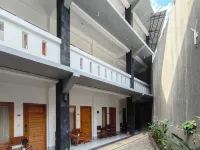 BC Inn near Senggigi Harbour RedPartner - 2-Star