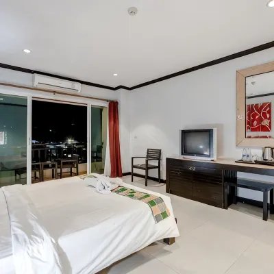 Napalai Resort Hua Hin Hotel dekat Kuil Khao Krailas