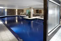 Sheraton Laval Hotel - Pools