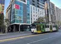 Essence Hotel Carlton - parking