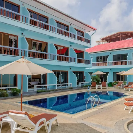 O' Shop Residence Patong Beach Отели рядом с достопримечательностью «Нанай-роуд»