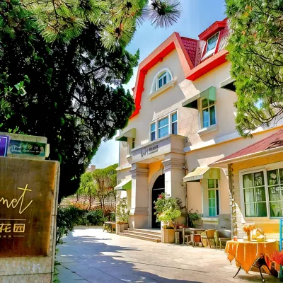 Monet Garden Qingdao Hotels near Qingdao Third Beach