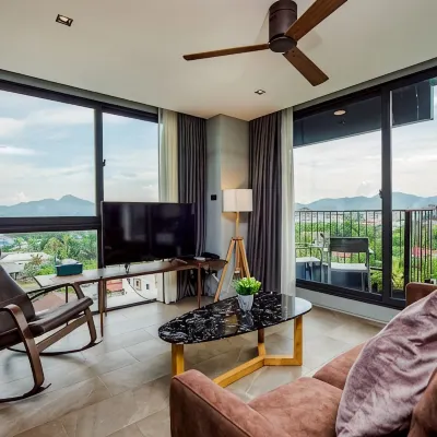 Seamira House Hua Hin Отели рядом с достопримечательностью «Провинциальное министерство электричества»