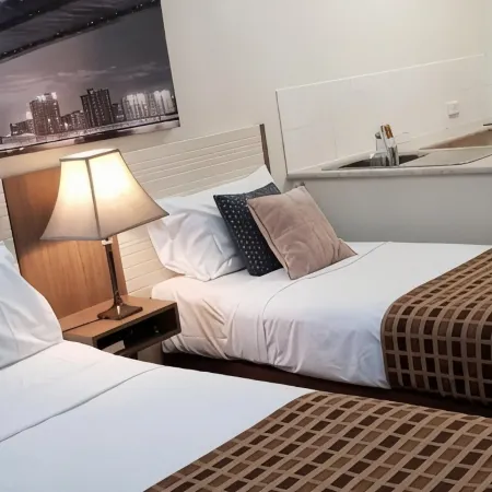 Reef Palms Motel Apartments