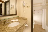Drury Inn & Suites Cape Girardeau - parking