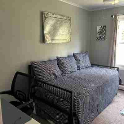 Charming Home with Deck Overlooking Land Trust - Dog Friendly! Rooms