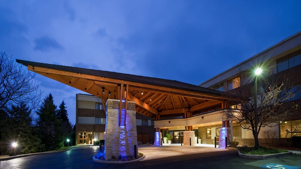 Holiday Inn Express CHICAGO-DOWNERS GROVE by IHG