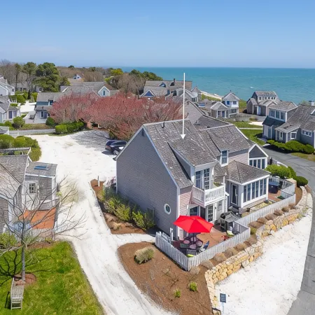 Maushop Village-Exceptional, 2 Bedrooms, Sleeps 4, 1.5 Baths, with Great Views.