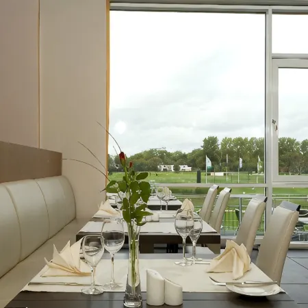 Atlantic Hotel Galopprennbahn