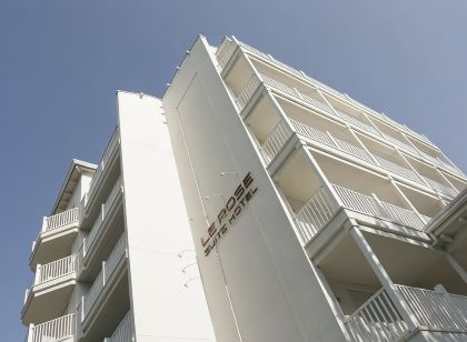 Le Rose Suite Hotel