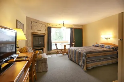 Sunny Point Resort Cottages and Inn Hotels in 