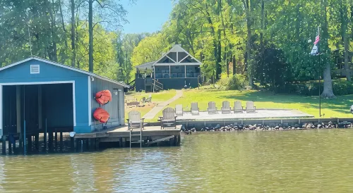 Our Happy Place with a view on Lake Sinclair - 3-Star