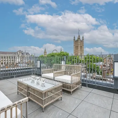 Westminster Apartments by D'Montrio Hotels near QEII Centre