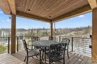 Luxury Silverthorne Retreat -  Panoramic Mountain & Lake Views, Hot Tub & Gazebo