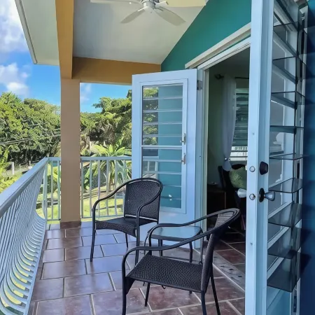 Cheerful Home with Gorgeous Ocean Views and Pool